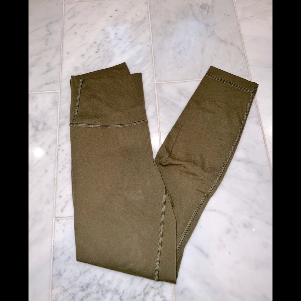 Lululemon Wunder Under